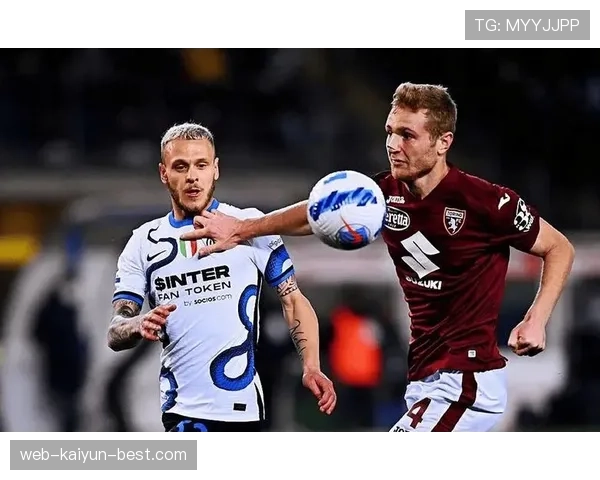 AC米兰高位压迫反噬，防线频频被打穿，防守稳定性面临考验