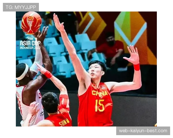 一个视频搞懂FIBA和NBA三分线规则差异