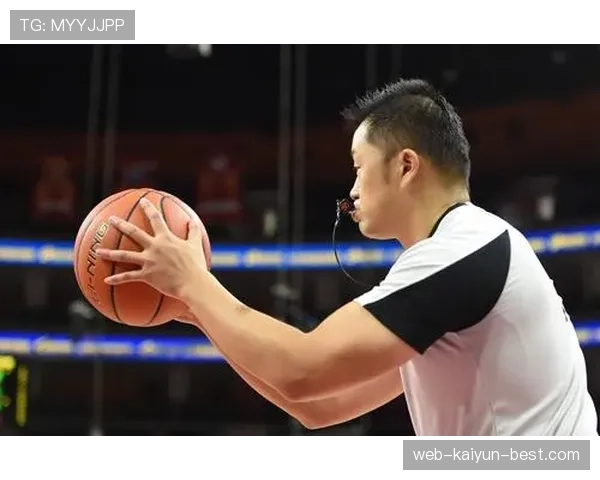 裁判判罚流程解析：篮球比赛中怎么判罚更规范？
